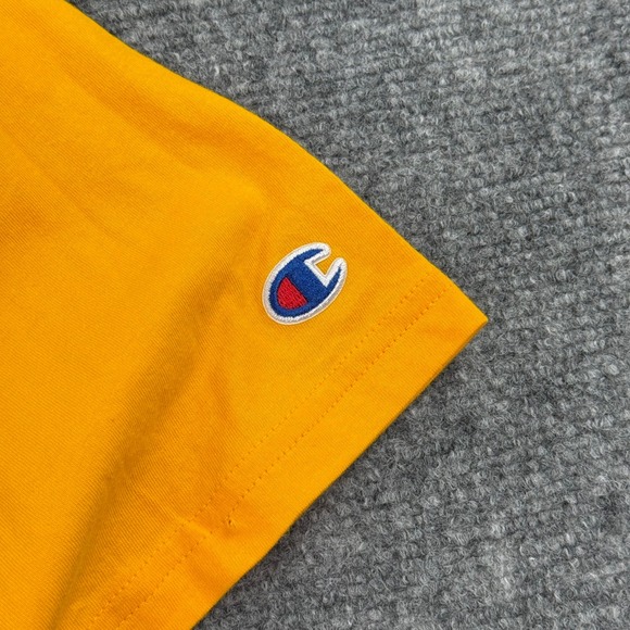 Champion Cobra Kai Medium Yellow T Shirt Licensed Movie Karate Kid Men's - Picture 4 of 11